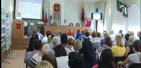 В Ельце прошел первый обучающий семинар для членов участковых избирательных комиссий