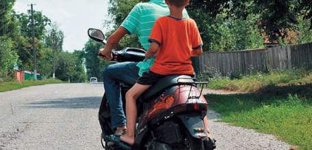 В Елецком районе сотрудниками ГИБДД проведены мероприятия профилактике ДТП с участием водителей мототехники