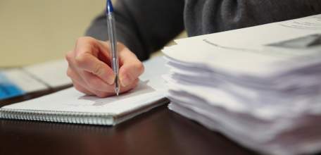 За халатное отношение к обращениям граждан прокурор г. Ельца возбудил административное дело в отношении руководителя жилищной управляющей компании