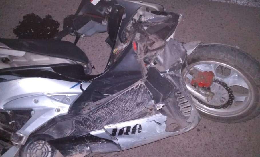 В результате ДТП на улице Коммунаров пострадал несовершеннолетний водитель мопеда