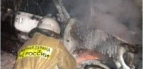 В Ельце на улице Костенко произошло загорание автомобиля Wolkswagen Vento