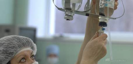 В Ельце из окна больницы выпала санитарка