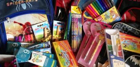 В школах города Ельца проводится акция «Помоги собраться в школу»