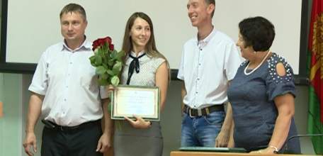 Лучших представителей сферы физкультуры и спорта Ельца чествовали в администрации города