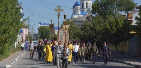 Начало крестного хода Елец - Задонск