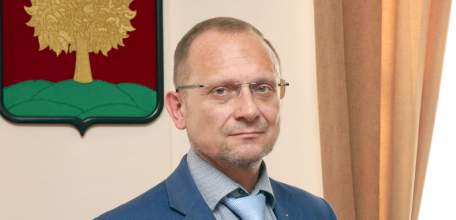 Глава администрации Липецкой области Олег Королев назначил Александра Смольянинова начальником регионального управления образования и науки