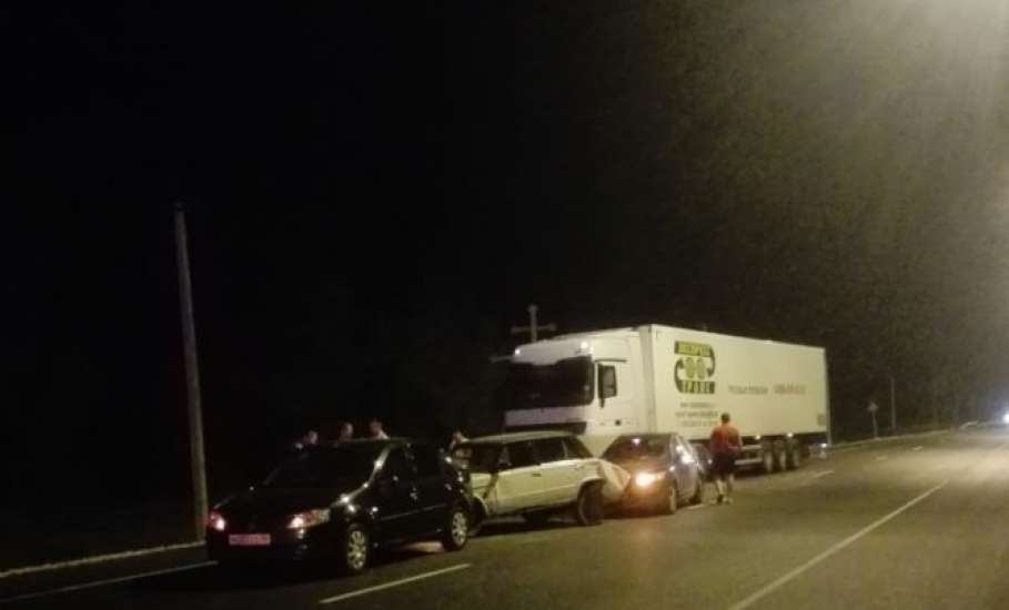 В Елецком районе на трассе Р-119 четыре автомобиля попали в ДТП