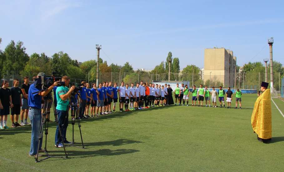 Футбольная команда Елецкой епархии заняла 3 место на соревнованиях в Орле